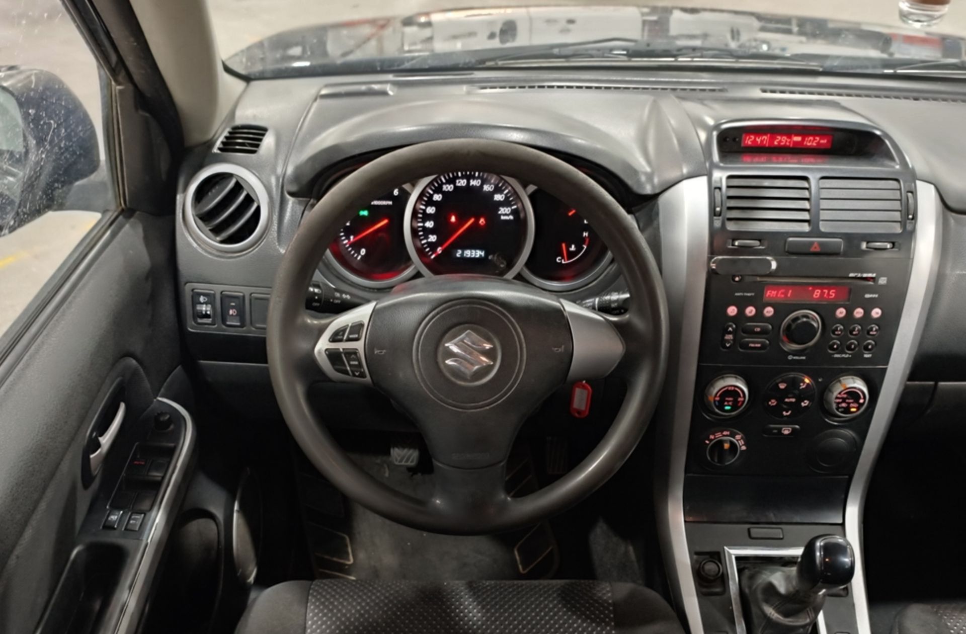 Suzuki Grand Vitara 1.9 Ddis JLX-A - foto 18