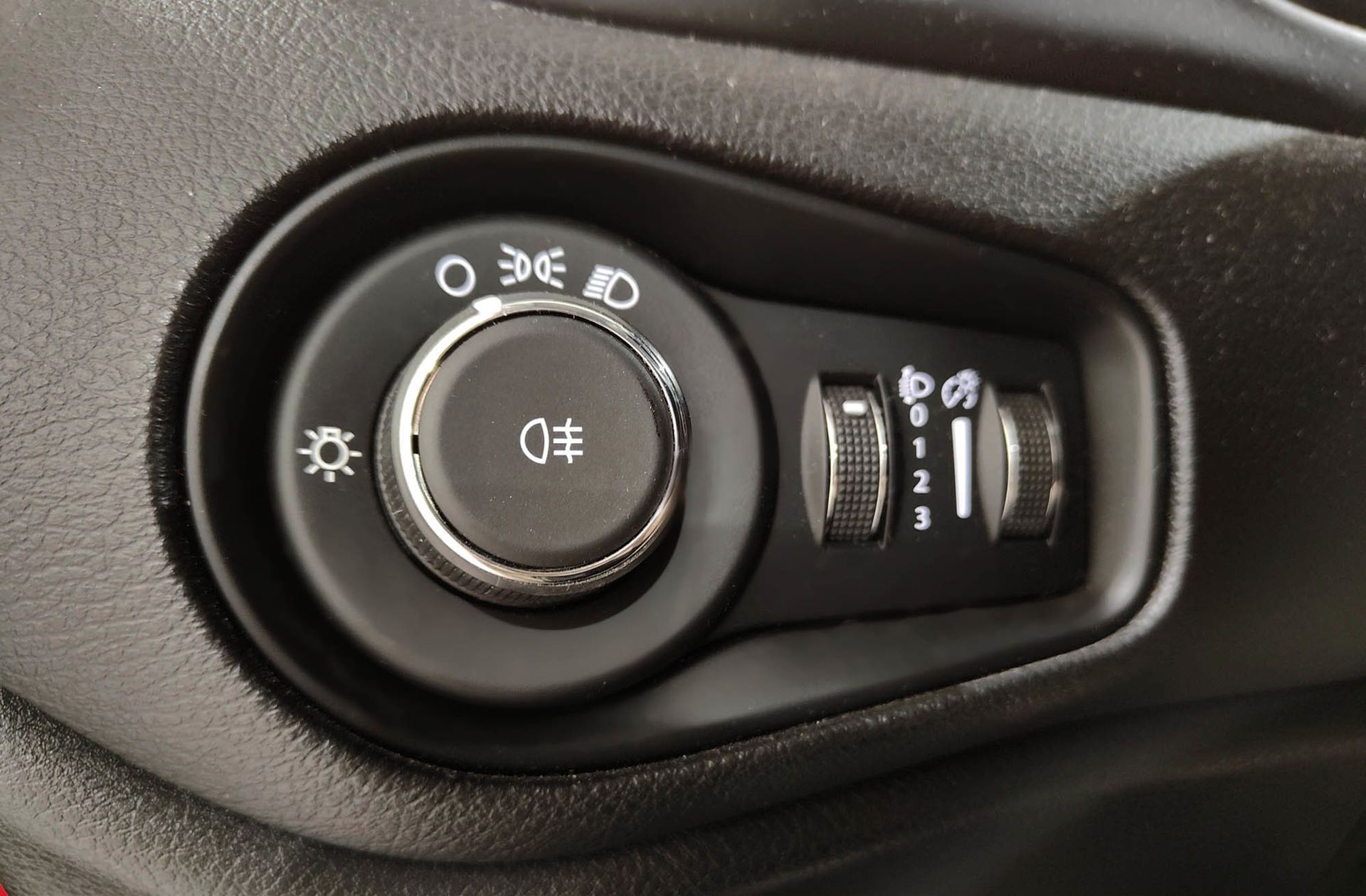 Jeep Renegade 1.6 MultiJet Sport 4x2 - foto 21