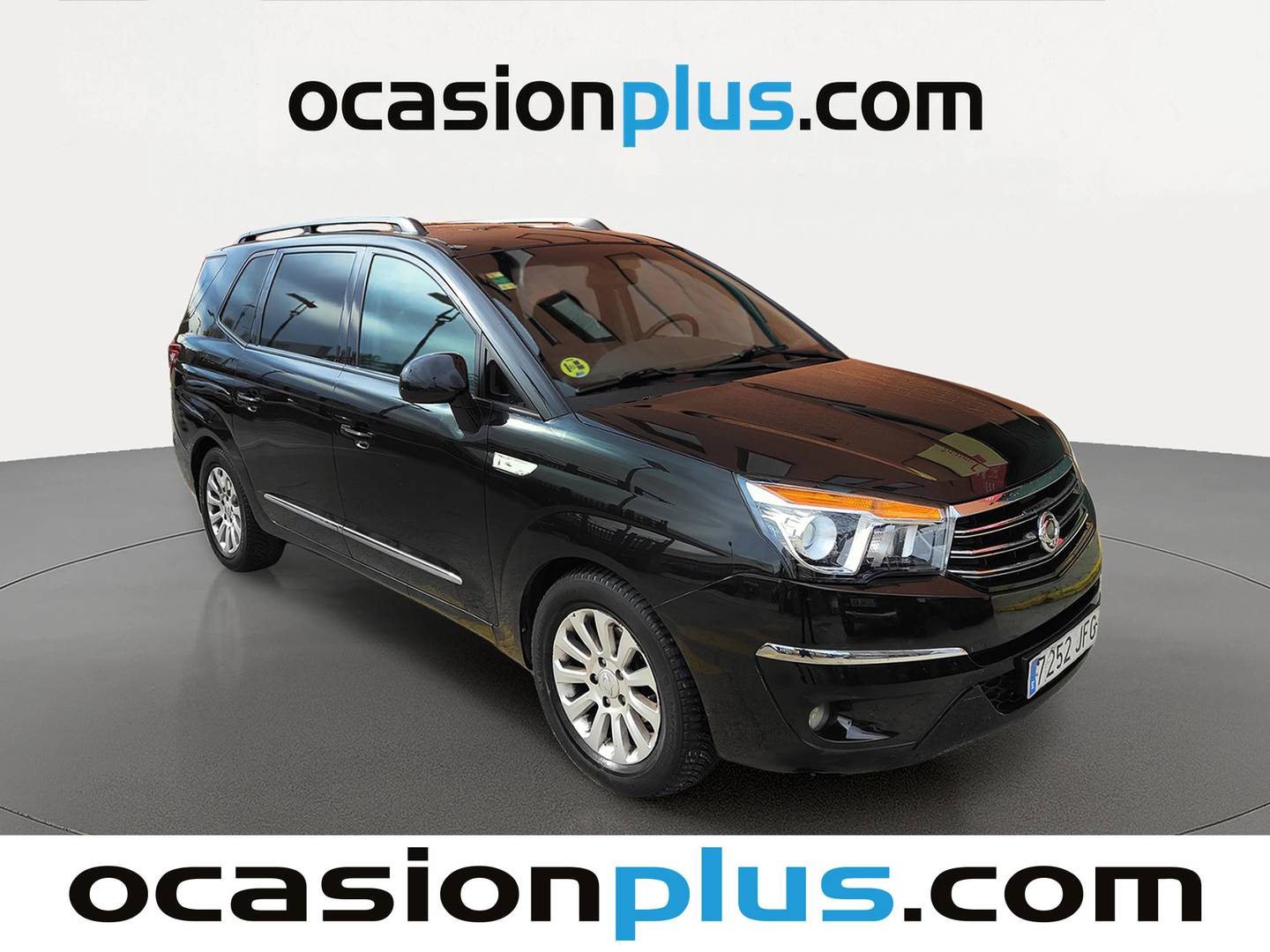 Foto delantera SsangYong Rodius Ssangyong Rodius 2.0 e-Xdi Limited Auto (155 CV) 7 Plazas derecha