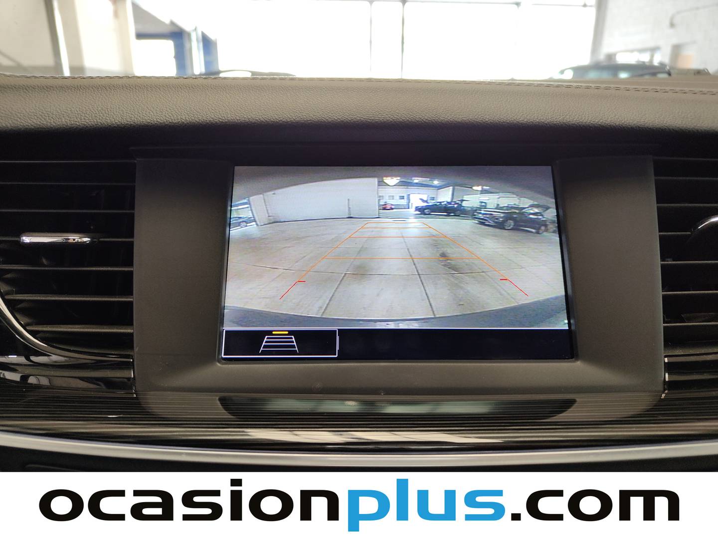 Extras y acabados del Opel Insignia Opel Insignia Sports Tourer 1.6 CDTI D Innovation (136 CV)