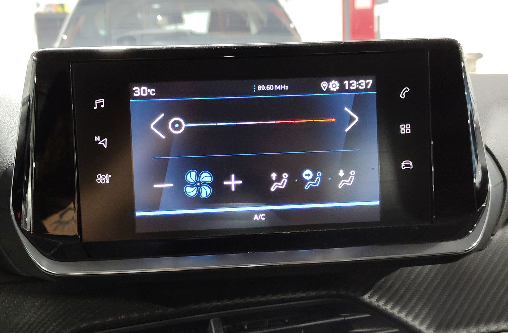 Peugeot 208 PureTech 100 Active Pack - foto 24