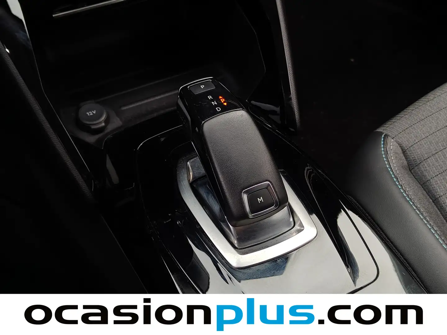 Foto Peugeot 2008 Peugeot 2008 BlueHDi 130 S&S Allure EAT8 (130 CV)