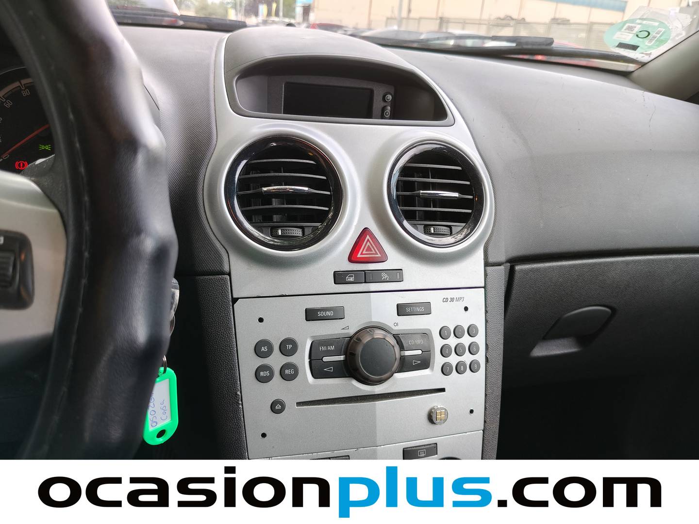 Opel Corsa Opel Corsa 1.2 C'Mon (80 CV) gasolina