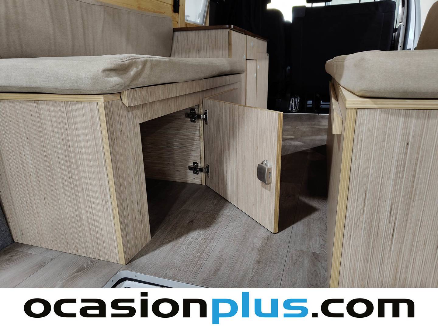Foto asientos traseros Citroën Jumpy Citroën Jumpy Furgon BlueHDI 120 Talla XL Confort (122 CV)