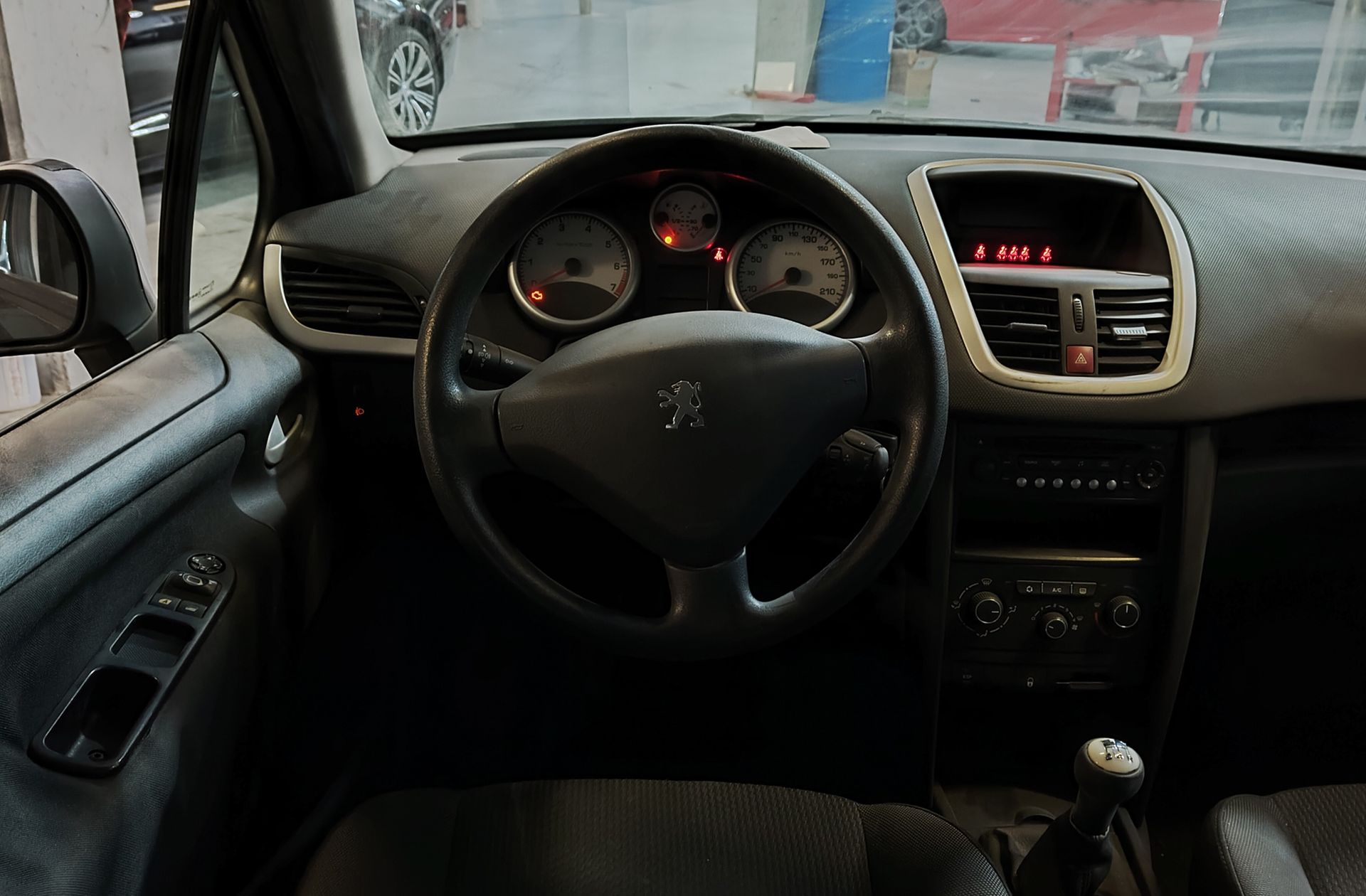 Peugeot 207 1.4 VTi 16v Confort - foto 15