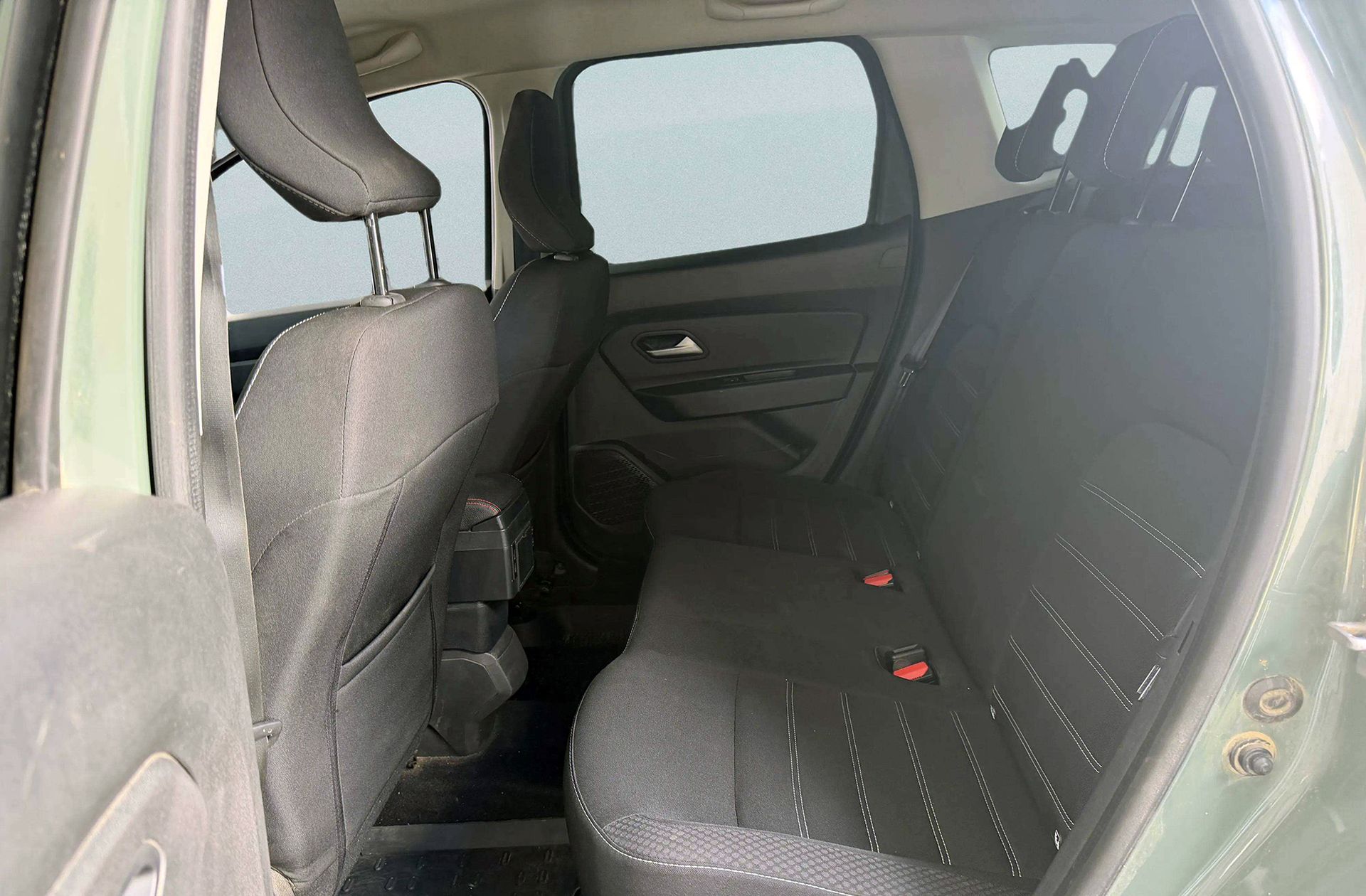 Dacia Duster Expression dCi - foto 9