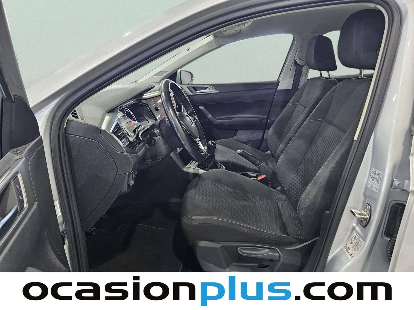 Foto asientos delanteros Volkswagen Polo Volkswagen Polo Advance 1.0 TSI (95 CV)