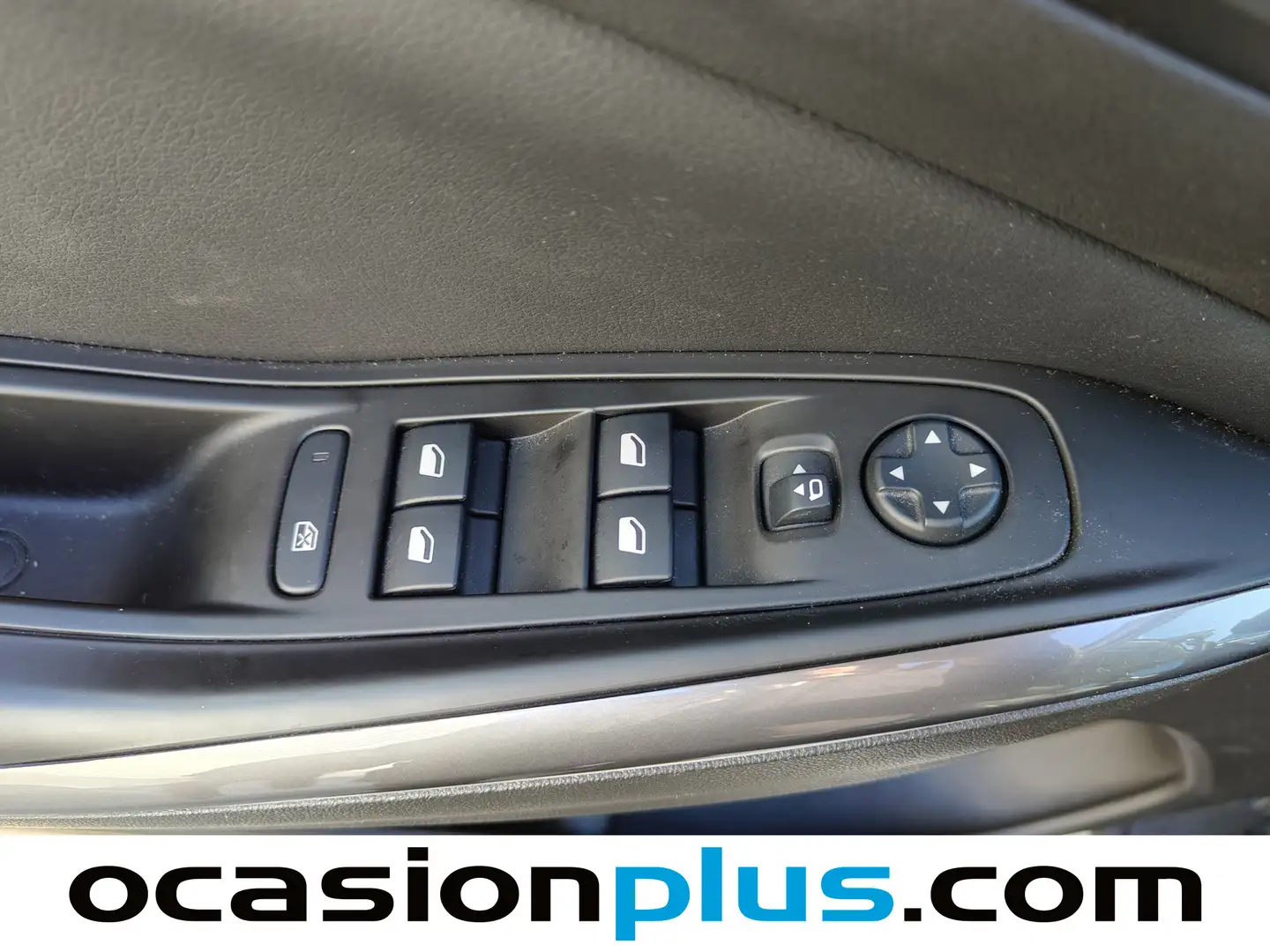 Foto Opel Grandland X Opel Grandland X 1.2 Turbo S&S Design Line (130 CV)