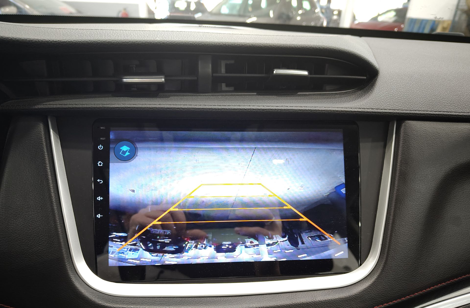 SWM G01 1.5T Luxury - foto 11