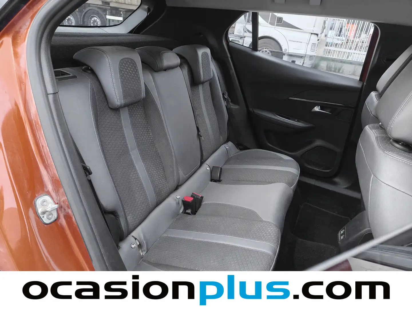 Foto Peugeot 2008 Peugeot 2008 BlueHDi 100 S&S Allure (100 CV)