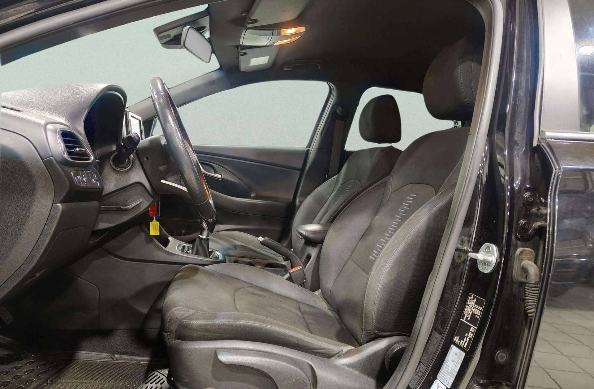 Hyundai i30 1.0 T-GDi Go! - foto 11