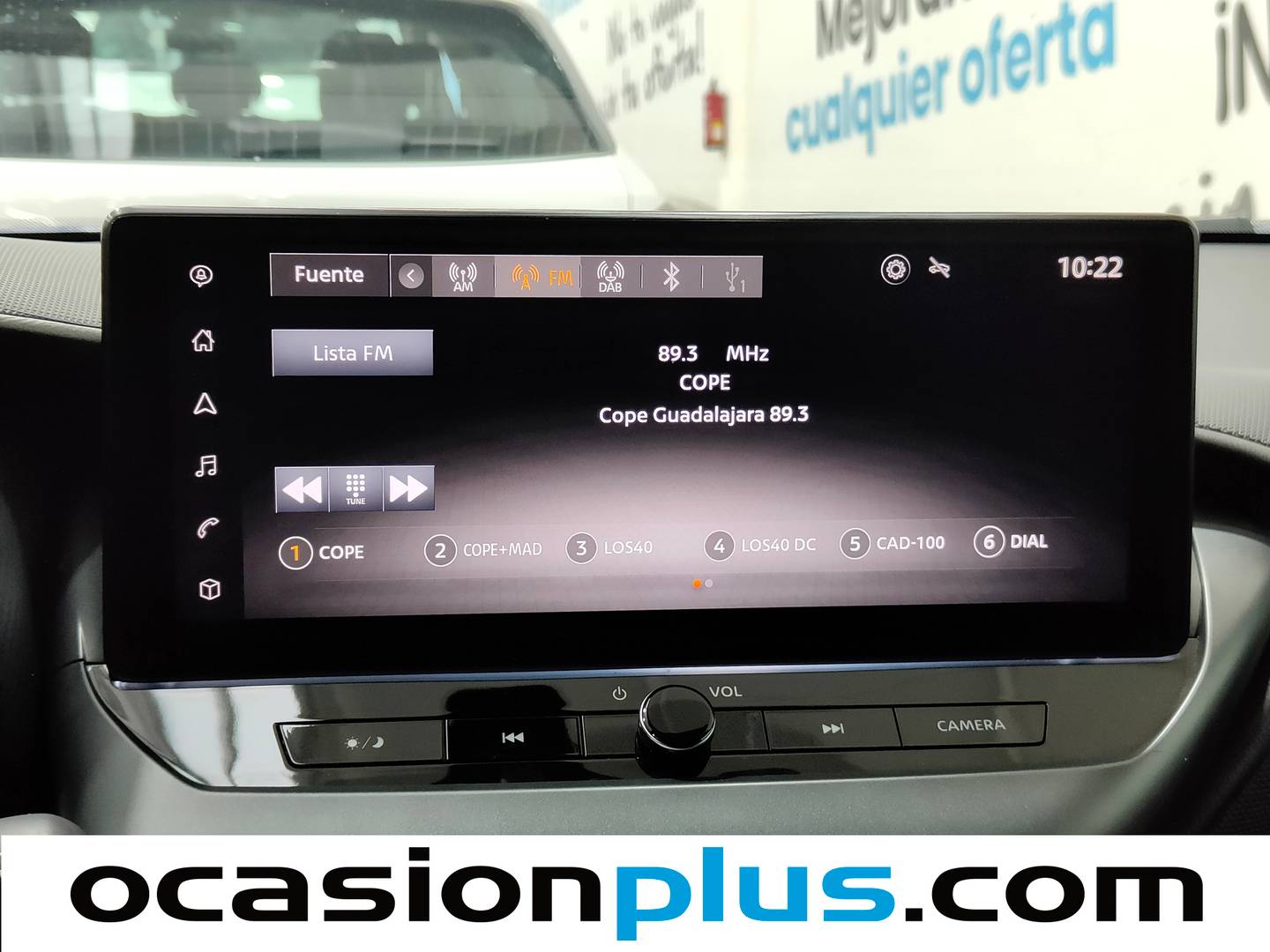 Foto Nissan JUKE Nissan Juke DIG-T N-Connecta 4x2 (114 CV)