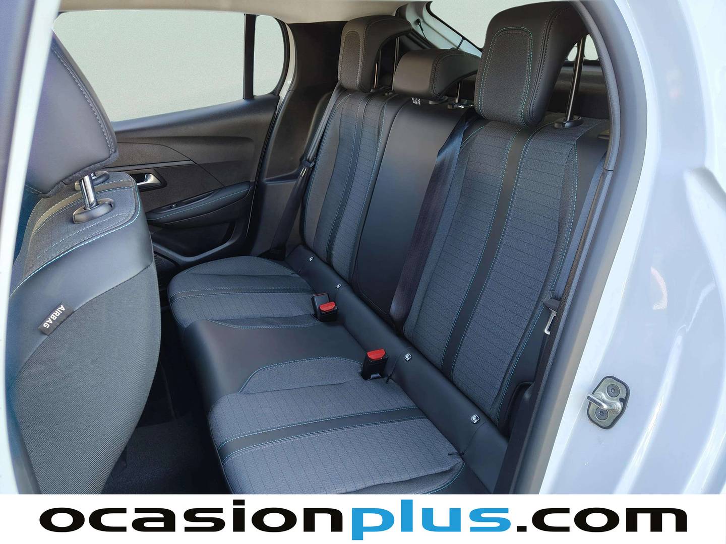 Foto asientos traseros Peugeot 208 Peugeot 208 PureTech 100 Allure (100 CV)