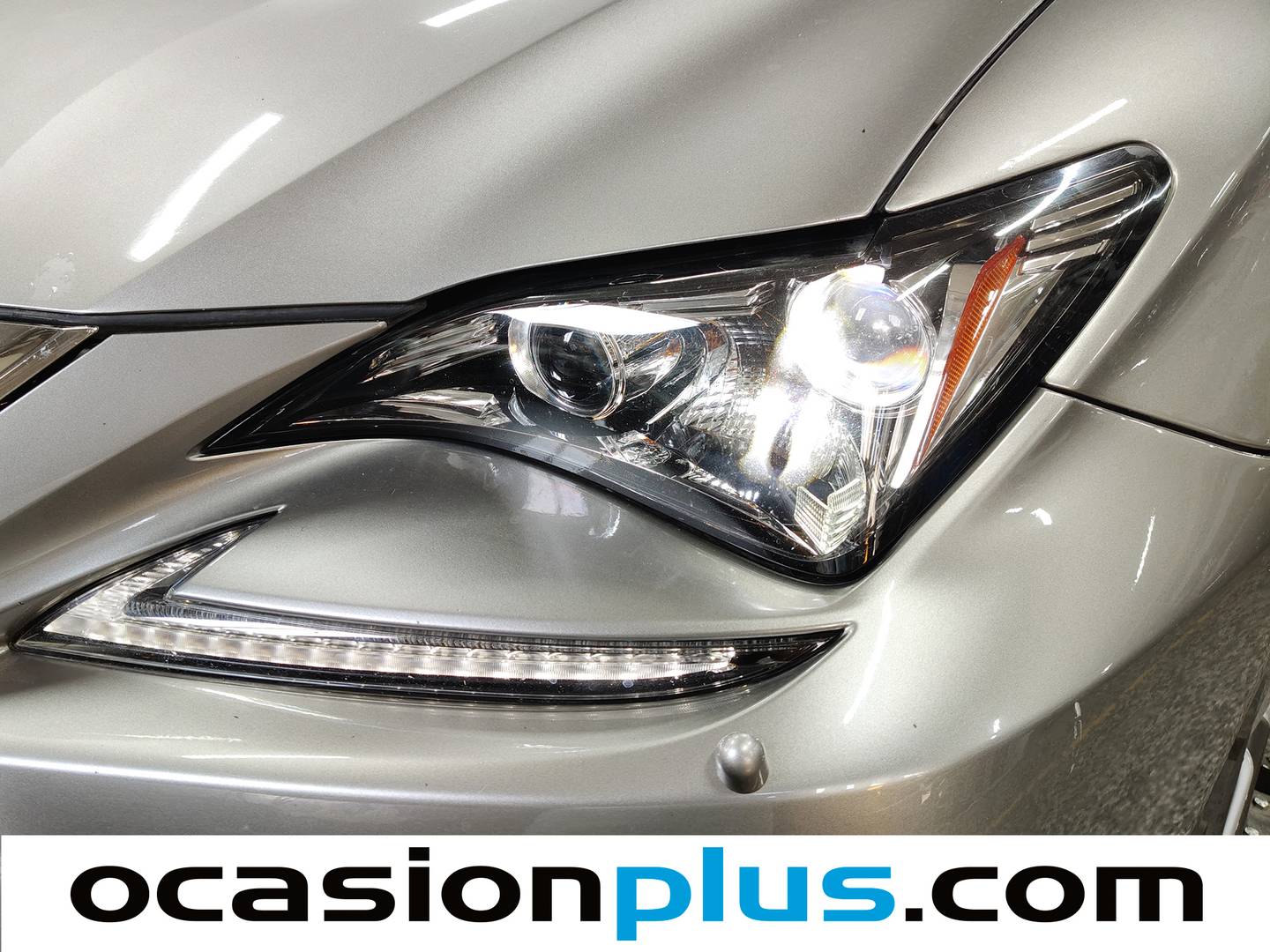 Paquetes del Lexus RC Lexus RC RC 300h Executive + TS (223 CV)