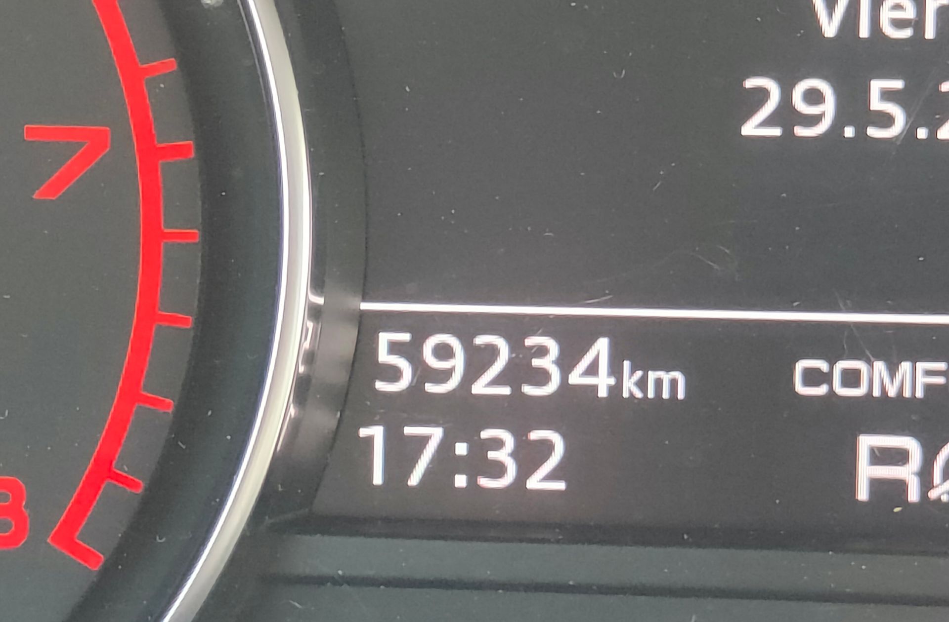 Audi A4 Avant Advanced 35 TFSI S Tronic - foto 9