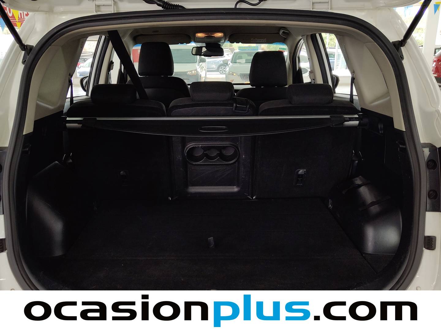 Fotos maletero KIA Carens KIA Carens 1.7 CRDi VGT UEFA Euro2016 Eco-Dynamics (115 CV)