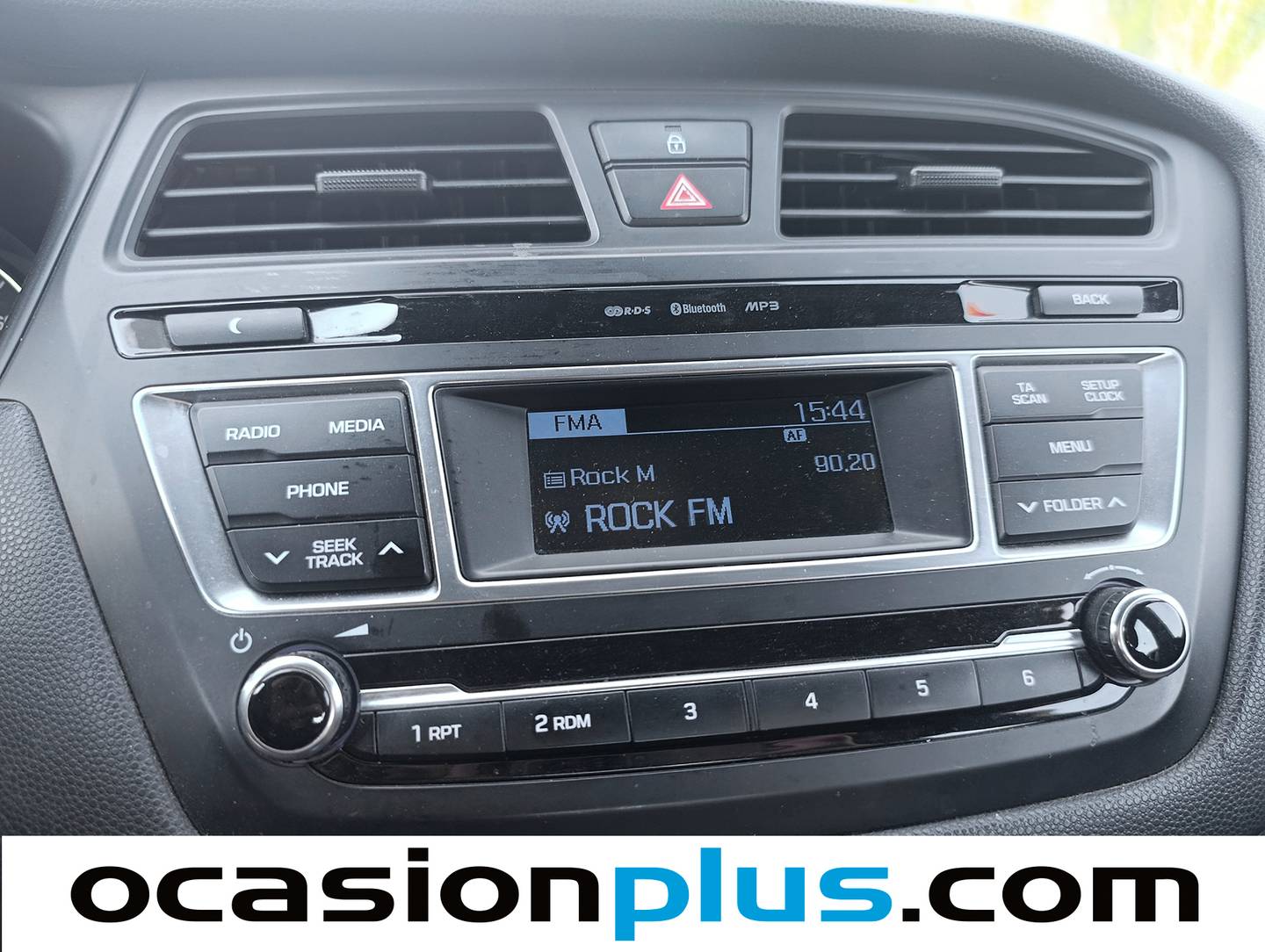 Equipamiento del Hyundai i20 Hyundai i20 1.1 CRDI Fresh (75 CV)