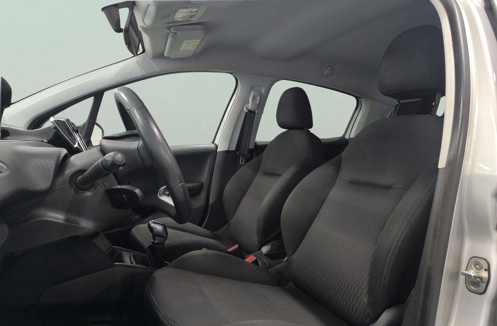 Peugeot 208 1.6 BlueHDi Style - foto 9