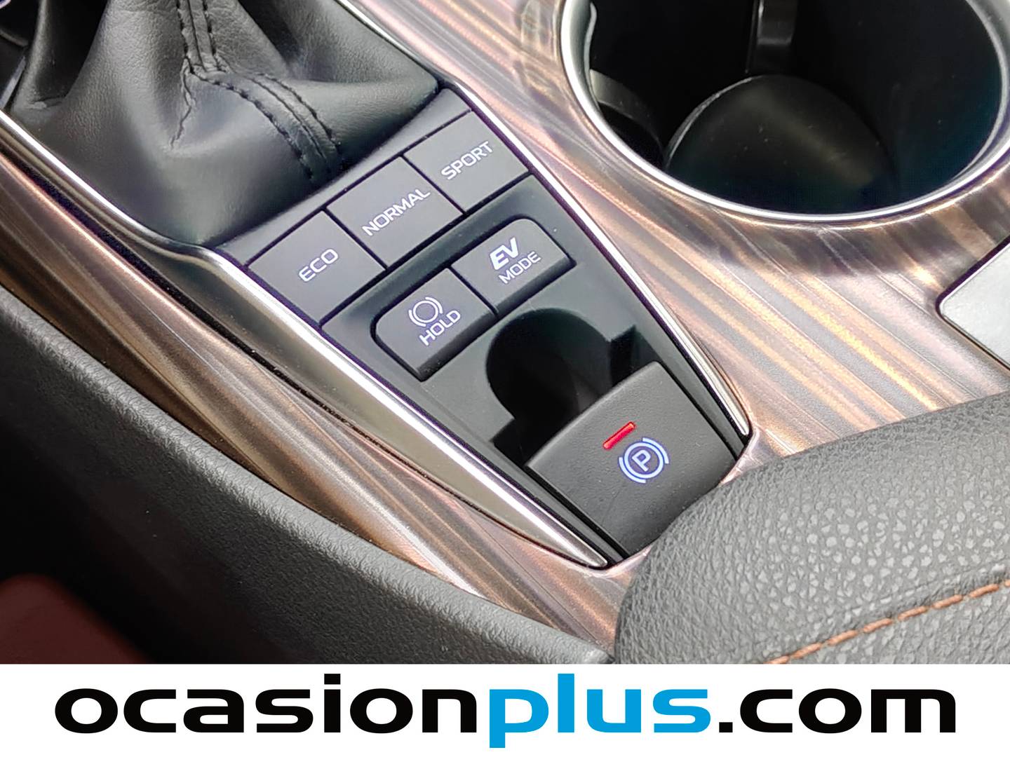 Paquetes del Toyota Camry Toyota Camry 2.5 220H Luxury (218 CV)