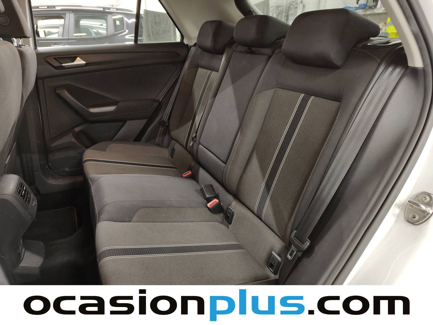 Foto asientos traseros Volkswagen T-Roc Volkswagen T-Roc Advance 1.0 TSI (115 CV)
