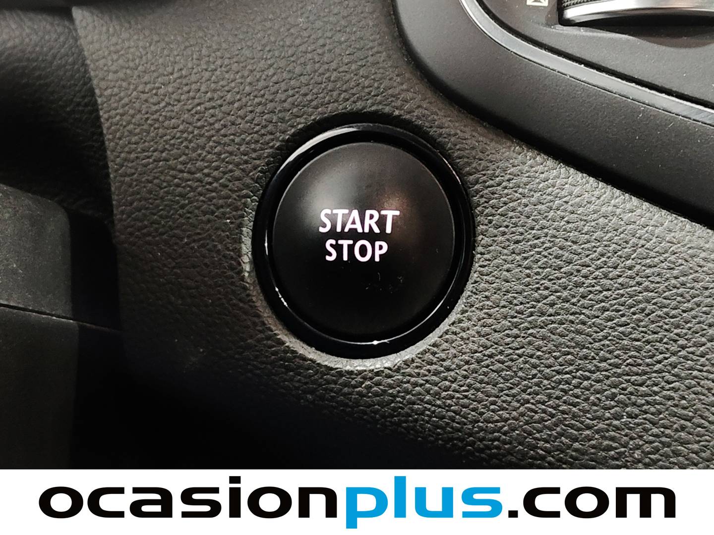 Foto Renault Mégane Renault Megane Zen TCe (140 CV) EDC GPF