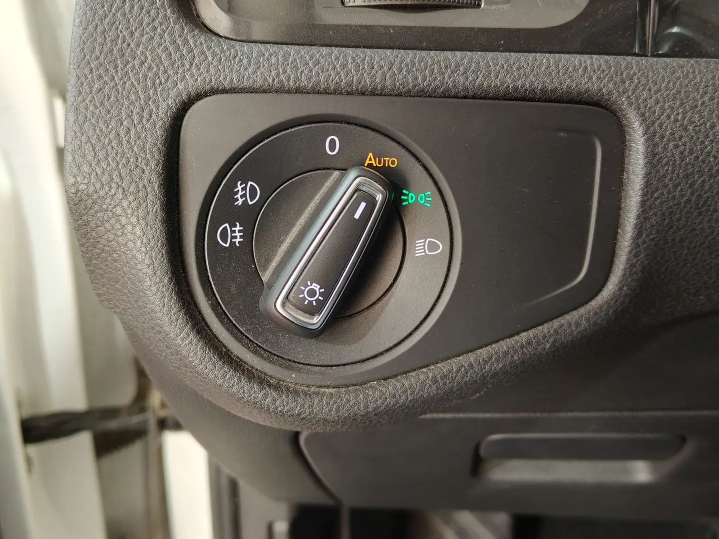 Foto Volkswagen Golf Volkswagen Golf Advance 1.5 TSI Evo (130 CV) DSG