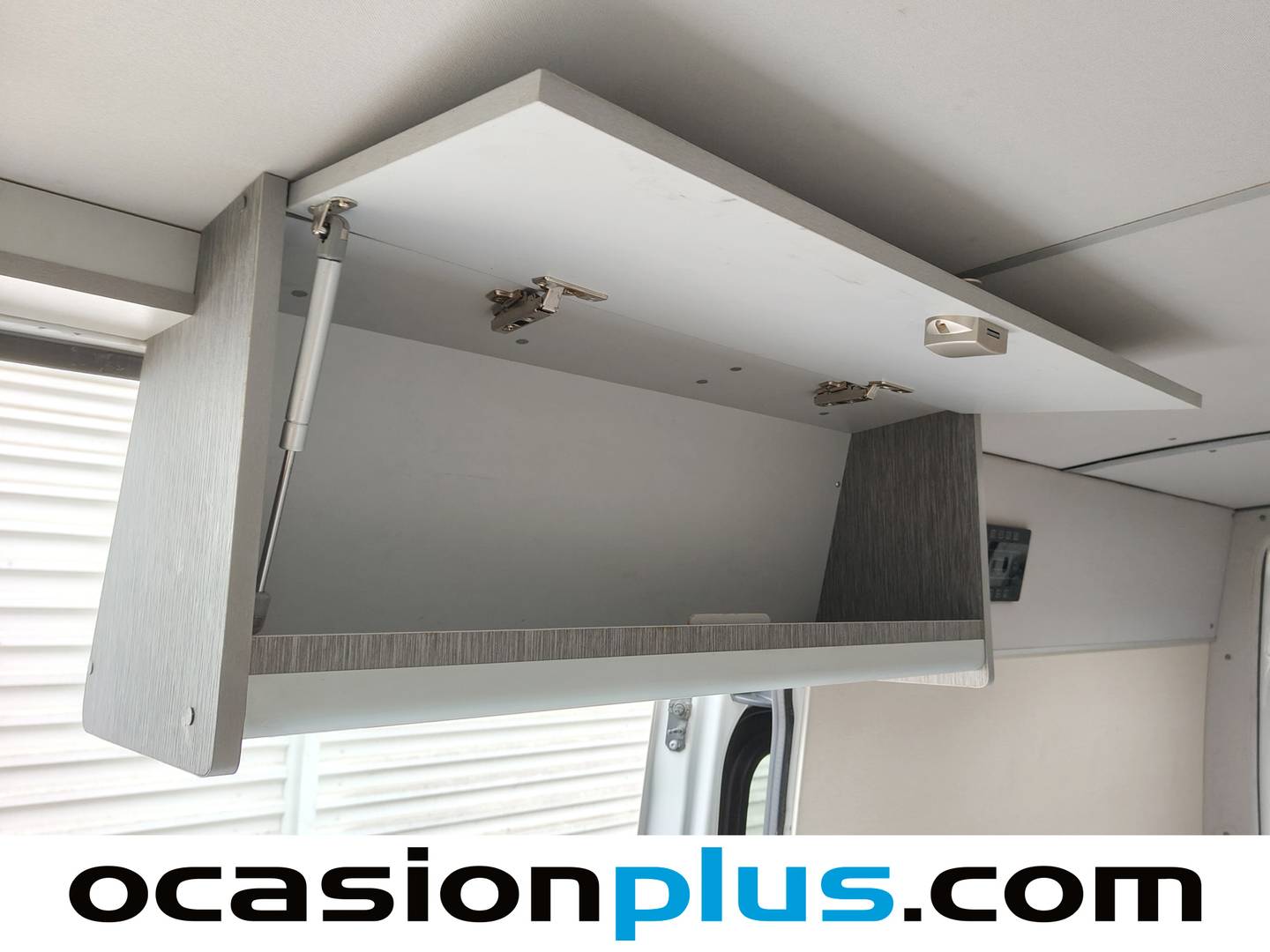 Foto Volkswagen Crafter Volkswagen Crafter Furgon Batalla Media TN 2.0 TDI BMT (136 CV) 3.500 3 Plazas