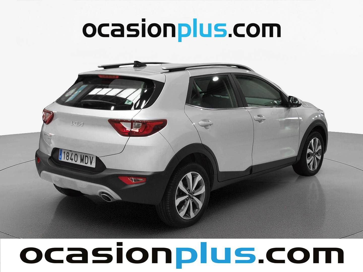 Foto trasera KIA Stonic KIA Stonic 1.0 T-GDi MHEV Drive iMT (100 CV) izquierda