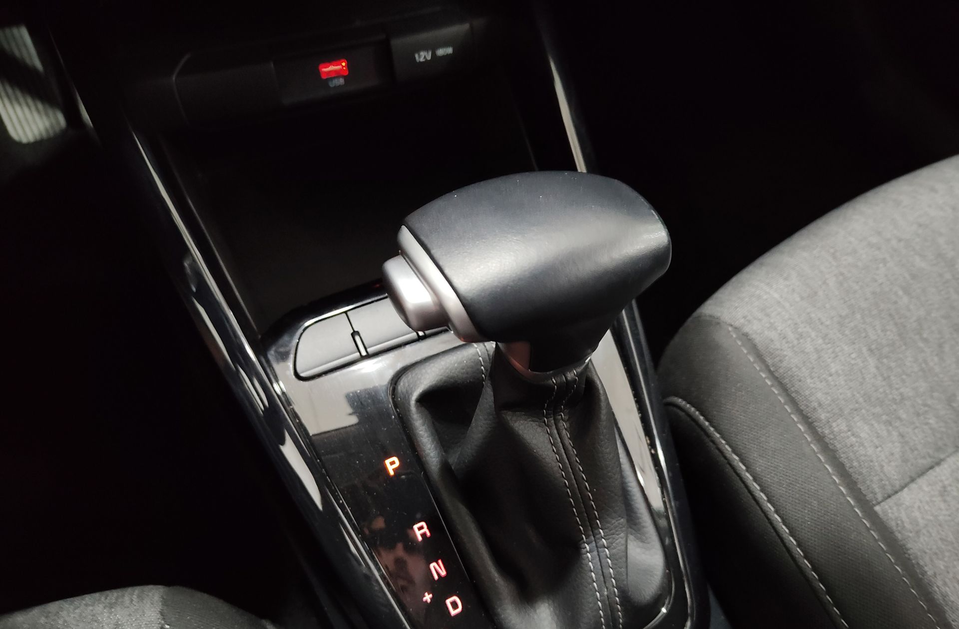 Kia Stonic 1.0 T-GDi Drive - foto 5
