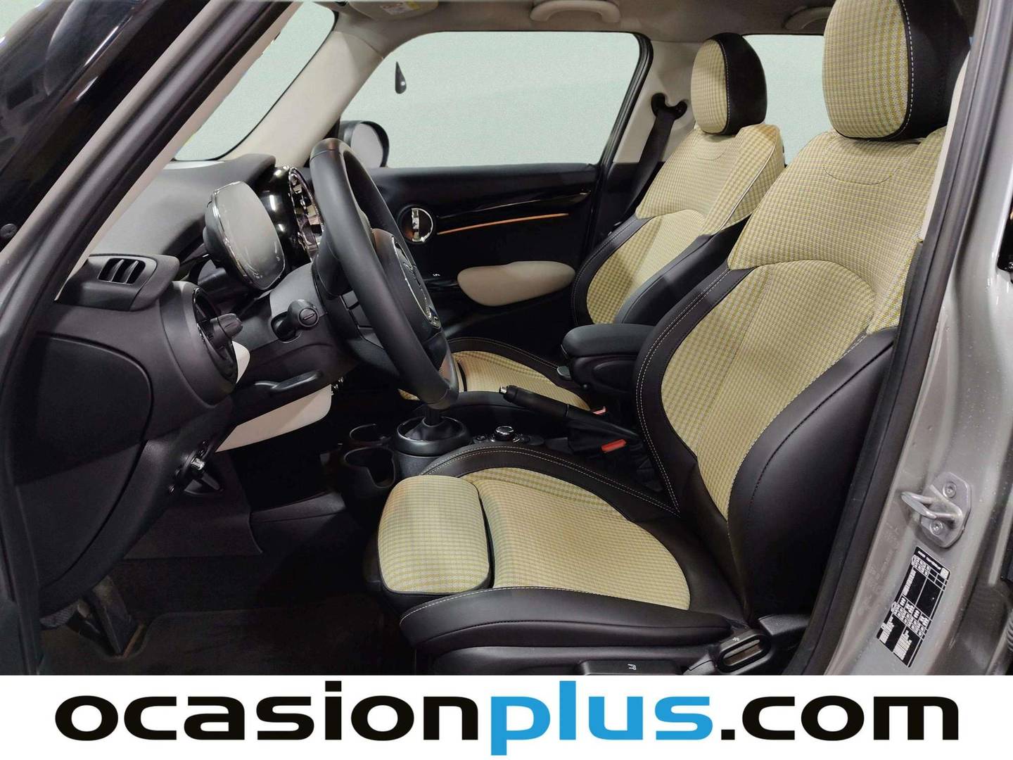 Foto asientos delanteros Mini MINI Mini MINI Cooper 5 Puertas (136 CV)