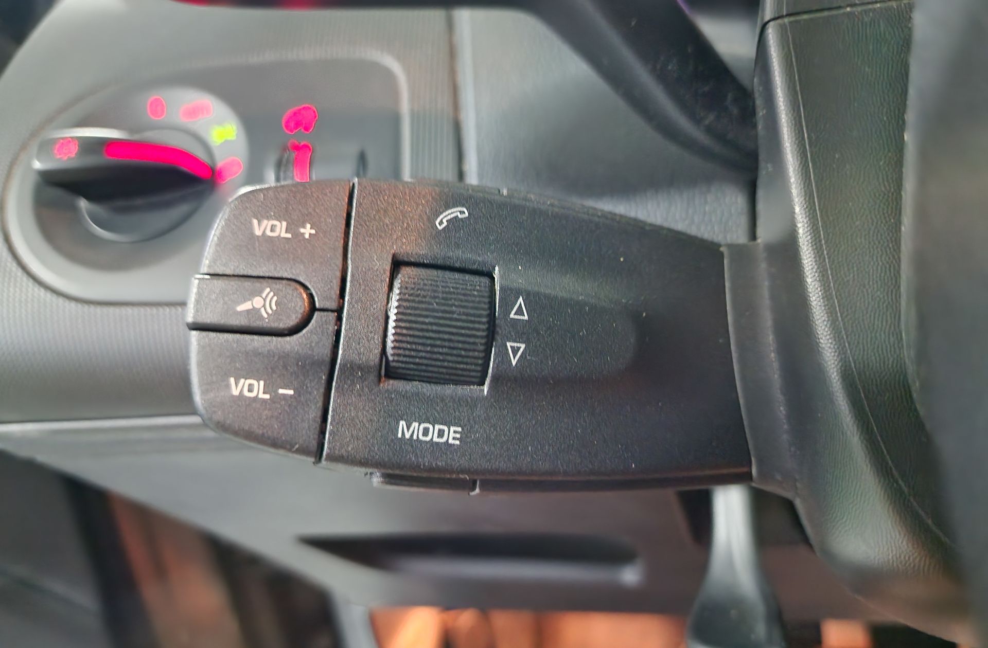 SEAT Ibiza 1.6TDI CR FR - foto 23