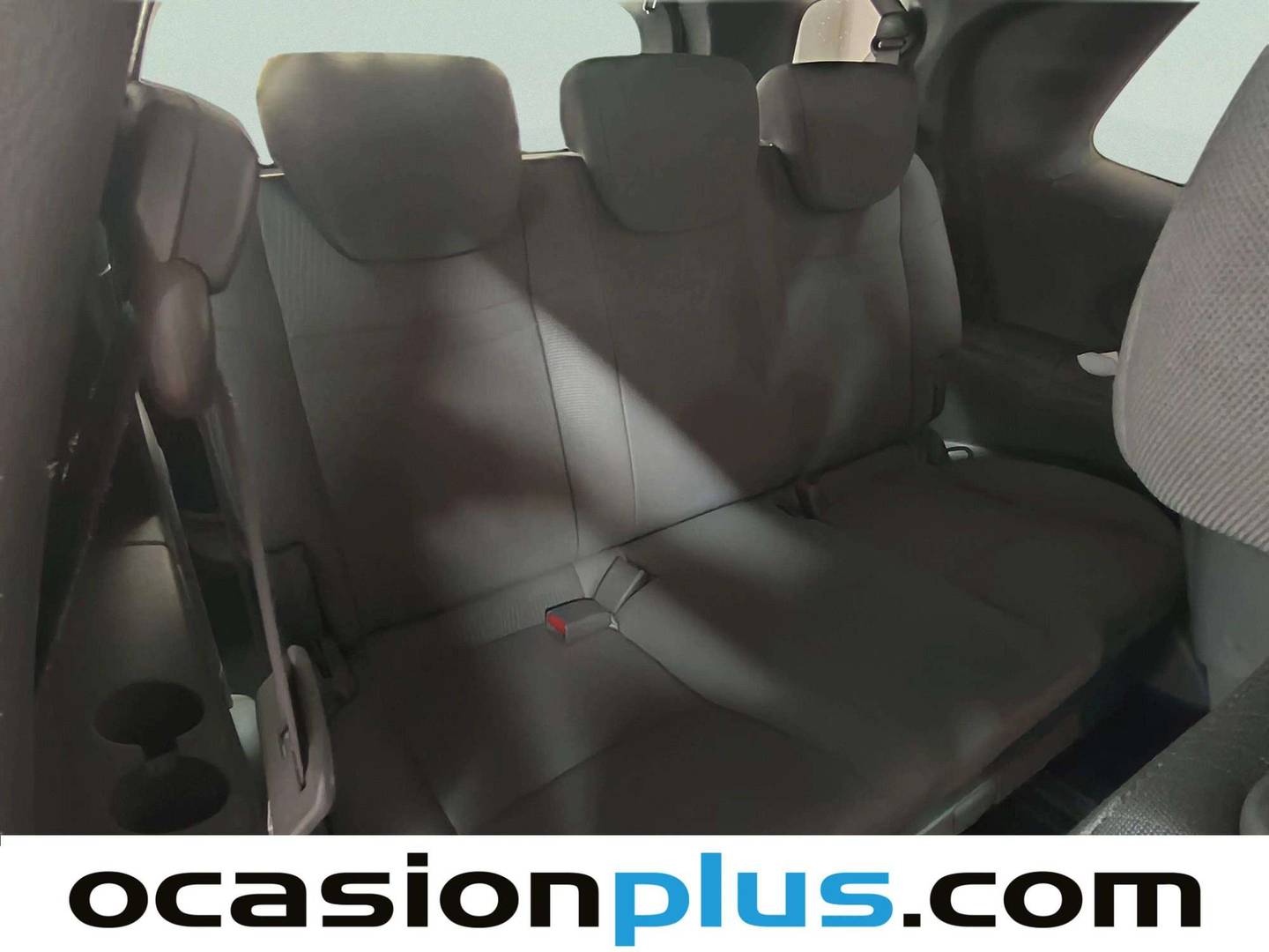 Foto SsangYong Rodius Ssangyong Rodius 2.0 e-Xdi Premium Auto (155 CV) 7 Plazas