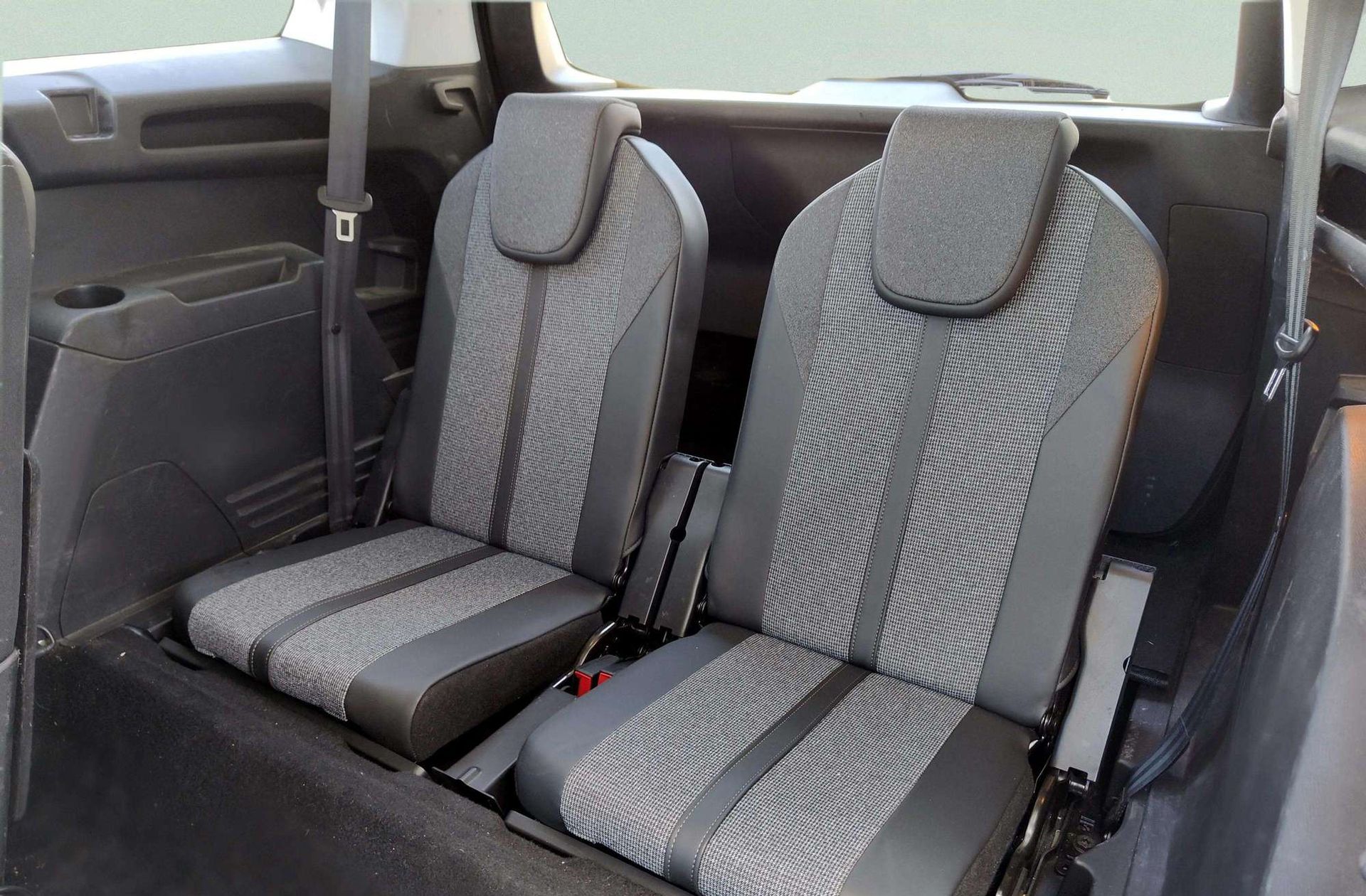 Peugeot 5008 PureTech 130 Allure 7 plazas - foto 6