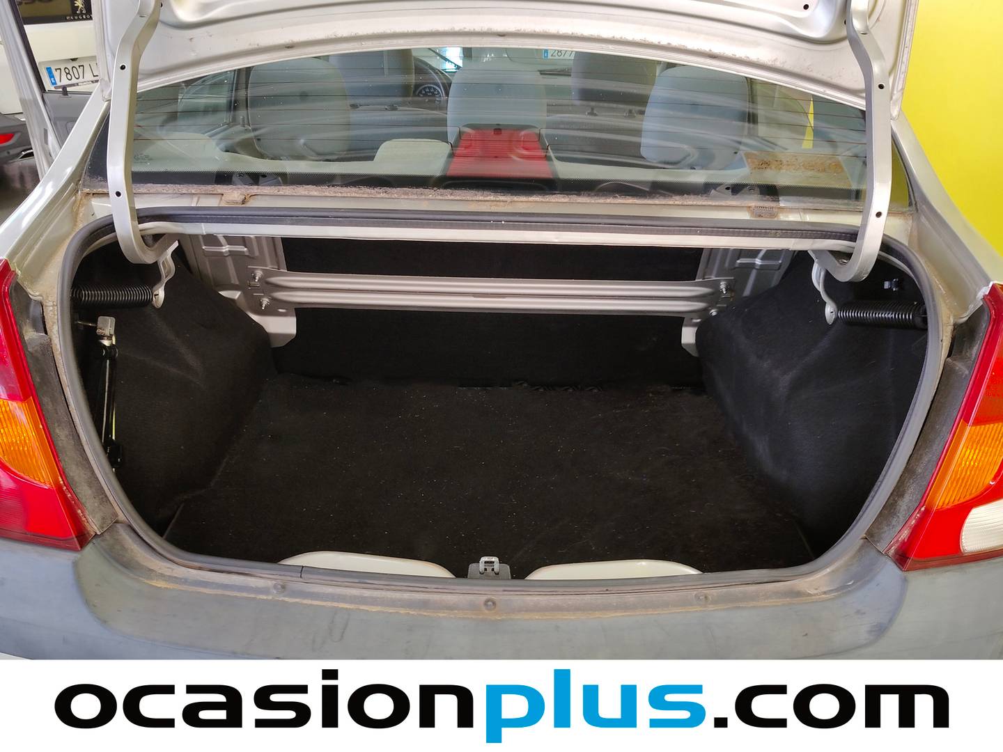 Foto asientos delanteros Dacia Logan Dacia Logan 1.6 Laureate (90 CV)