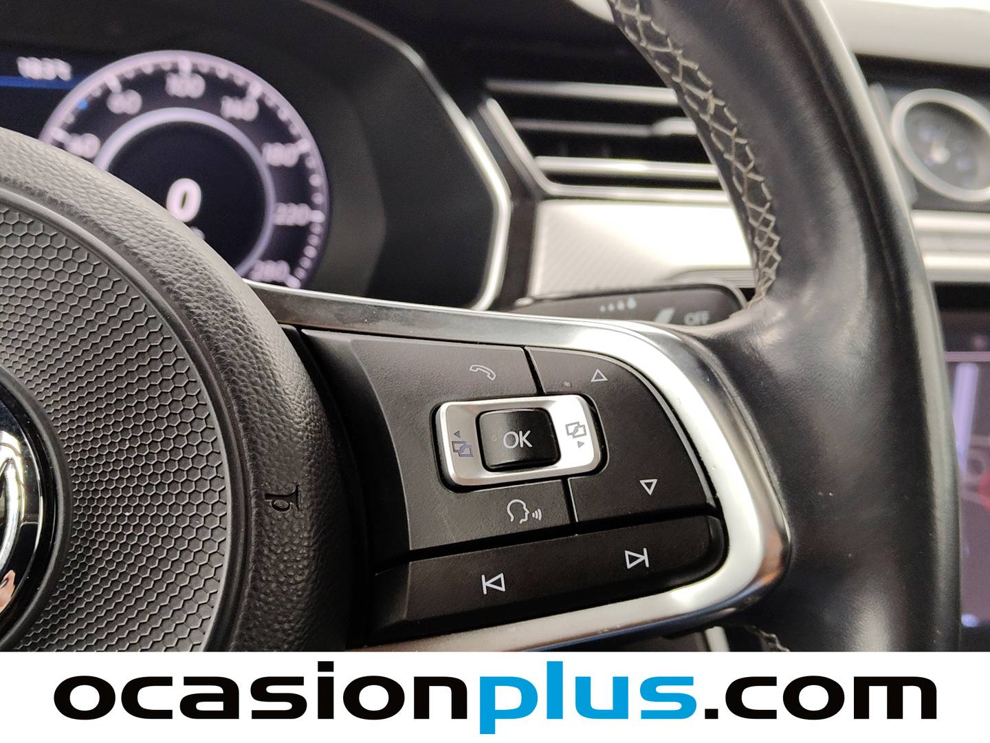 Volkswagen Arteon Volkswagen Arteon R-Line 2.0 TDI (150 CV) DSG seminuevo