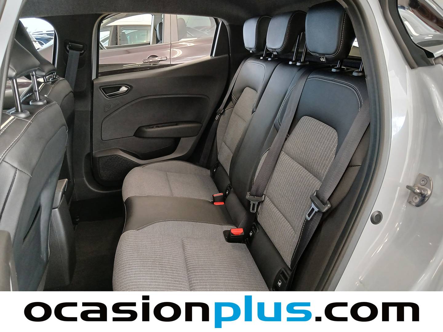 Foto asientos traseros Renault Clio Renault Clio Techno TCe (90 CV)