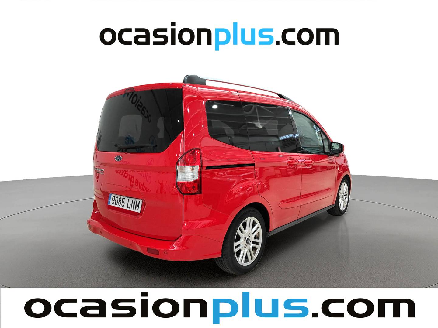 Foto trasera Ford Tourneo Courier Ford Tourneo Courier 1.5 TDCi Titanium (100 CV) derecha