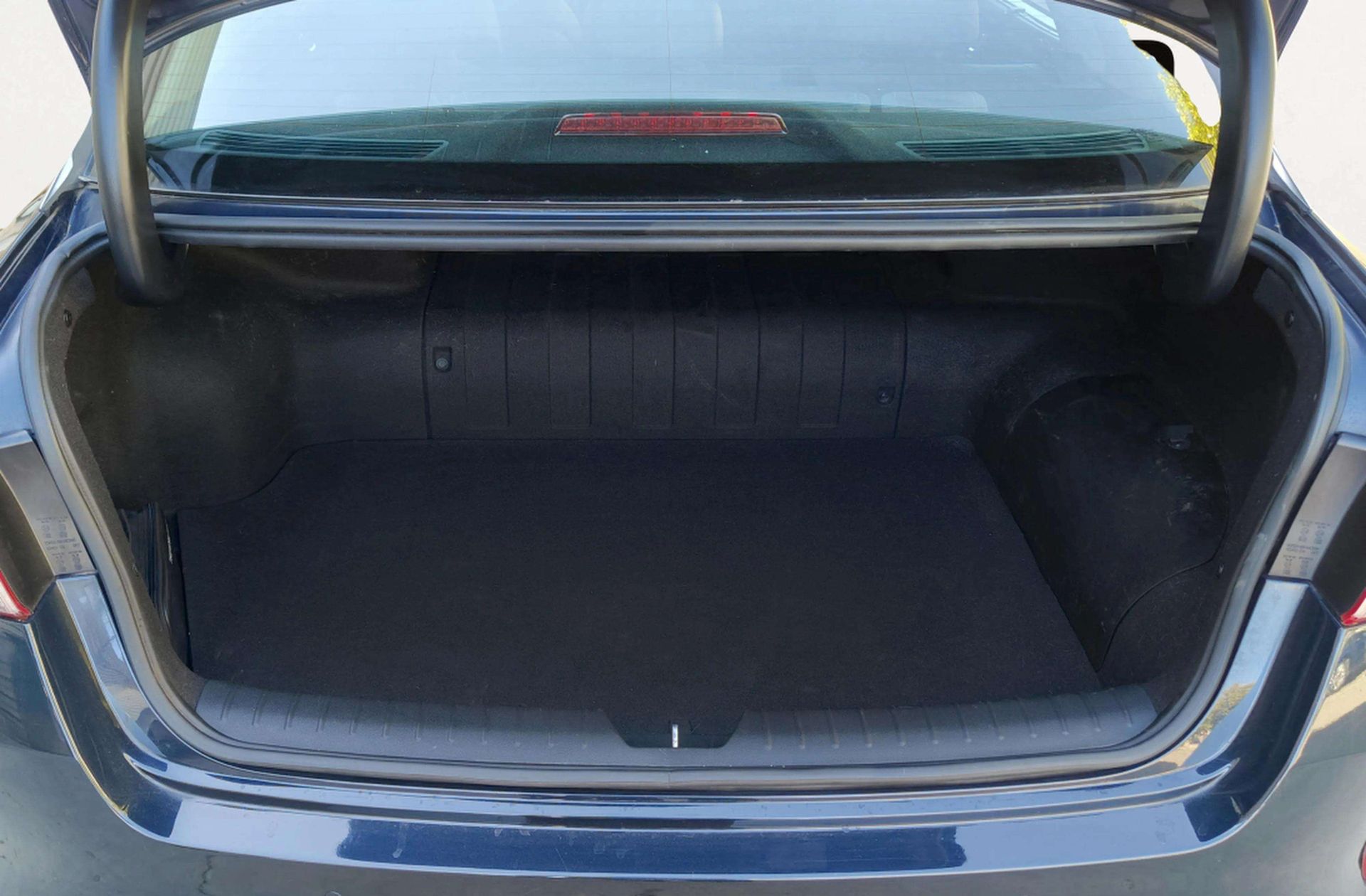 Kia Optima 2.0 GDi Híbrido Enchufable - foto 24