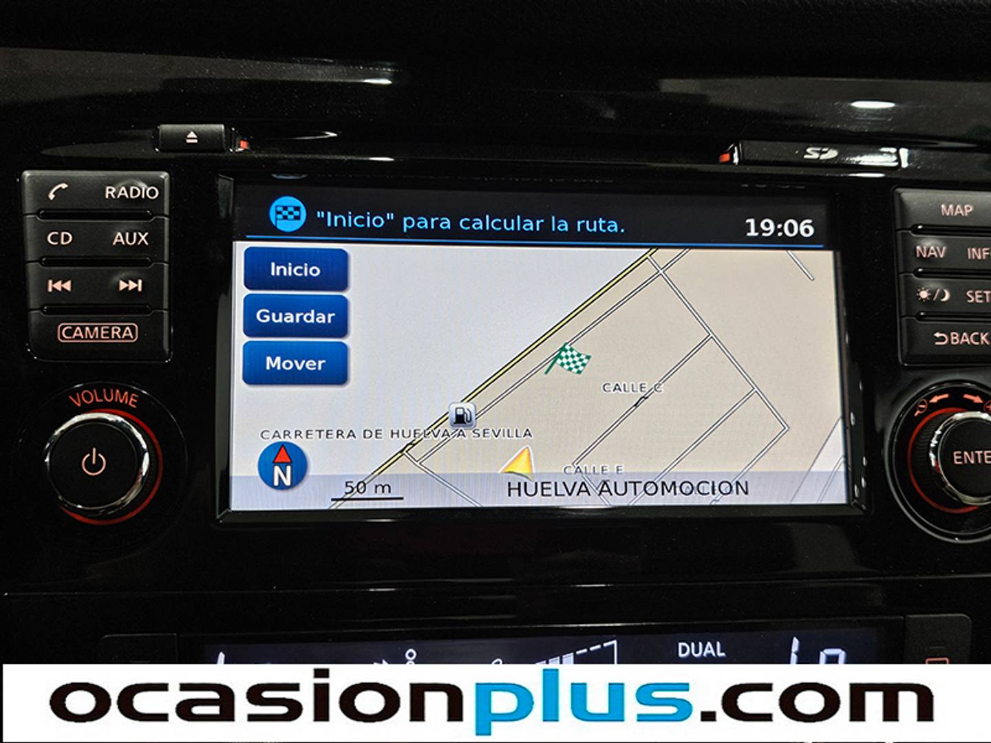 Equipamiento del Nissan QASHQAI Nissan Qashqai 1.6 dCi S&S Tekna Premium 4x4 (130 CV)