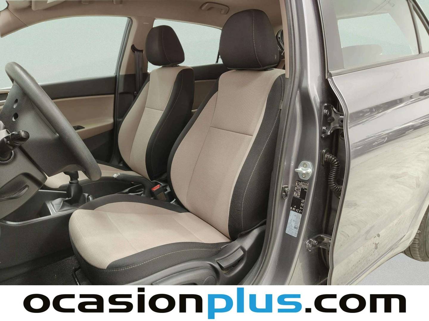 Foto asientos delanteros Hyundai i20 Hyundai i20 1.2 MPI Essence (84 CV)