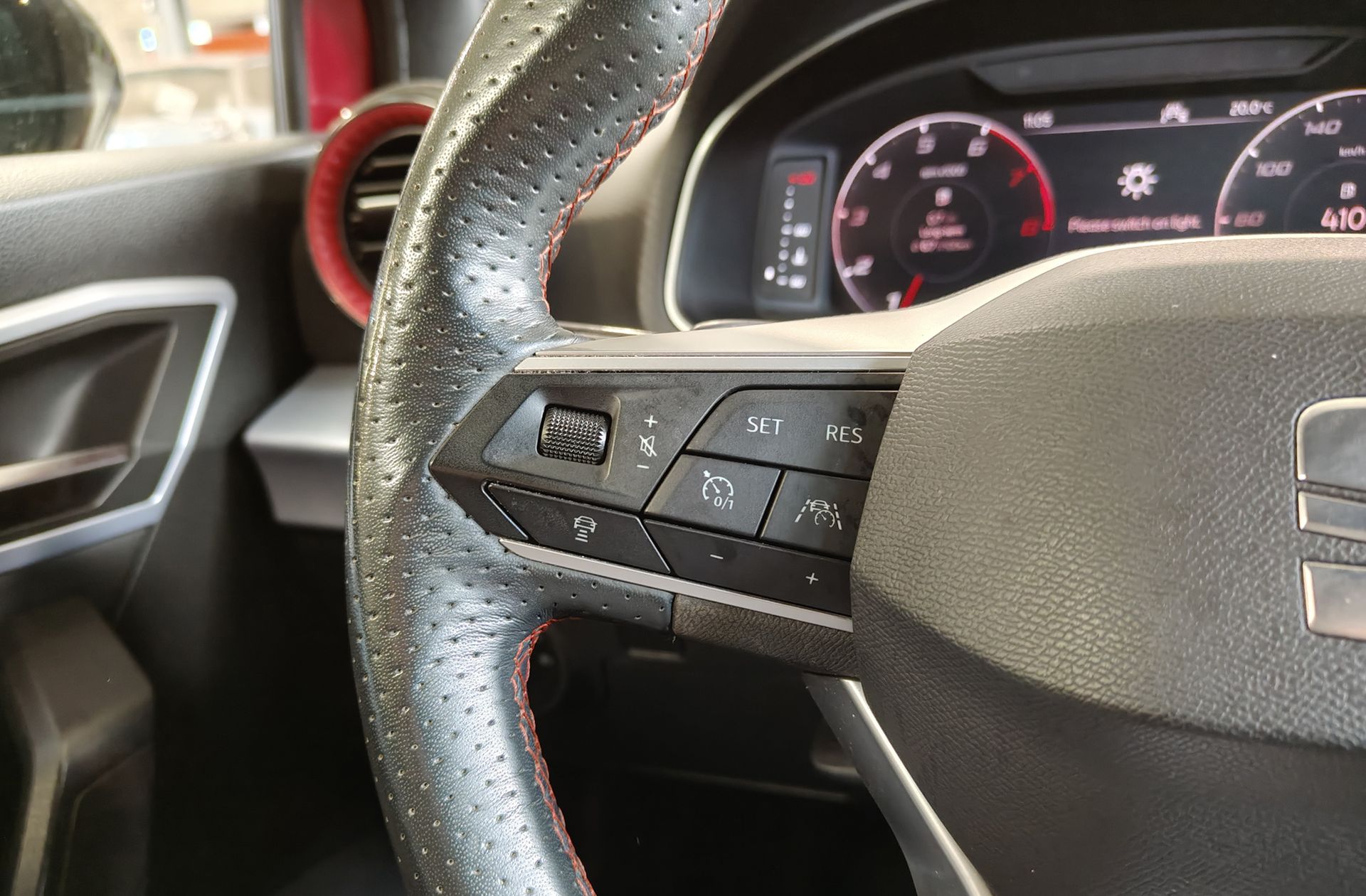 SEAT Arona 1.5 TSI FR XL DSG - foto 29