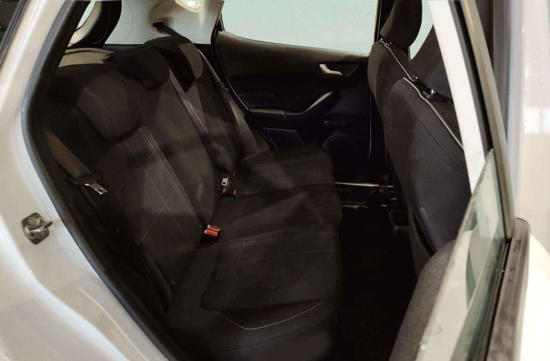 Ford Fiesta 1.5 TDCi Trend - foto 13