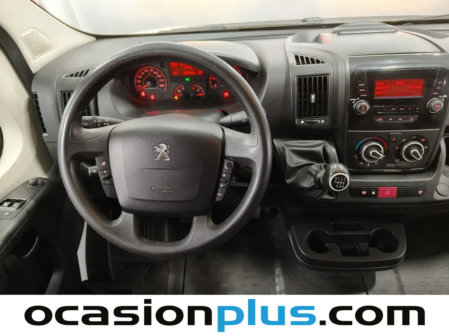 Foto Peugeot Boxer Peugeot Boxer 335 L2 H2 BHDI  (140CV) S&S 6 V. M