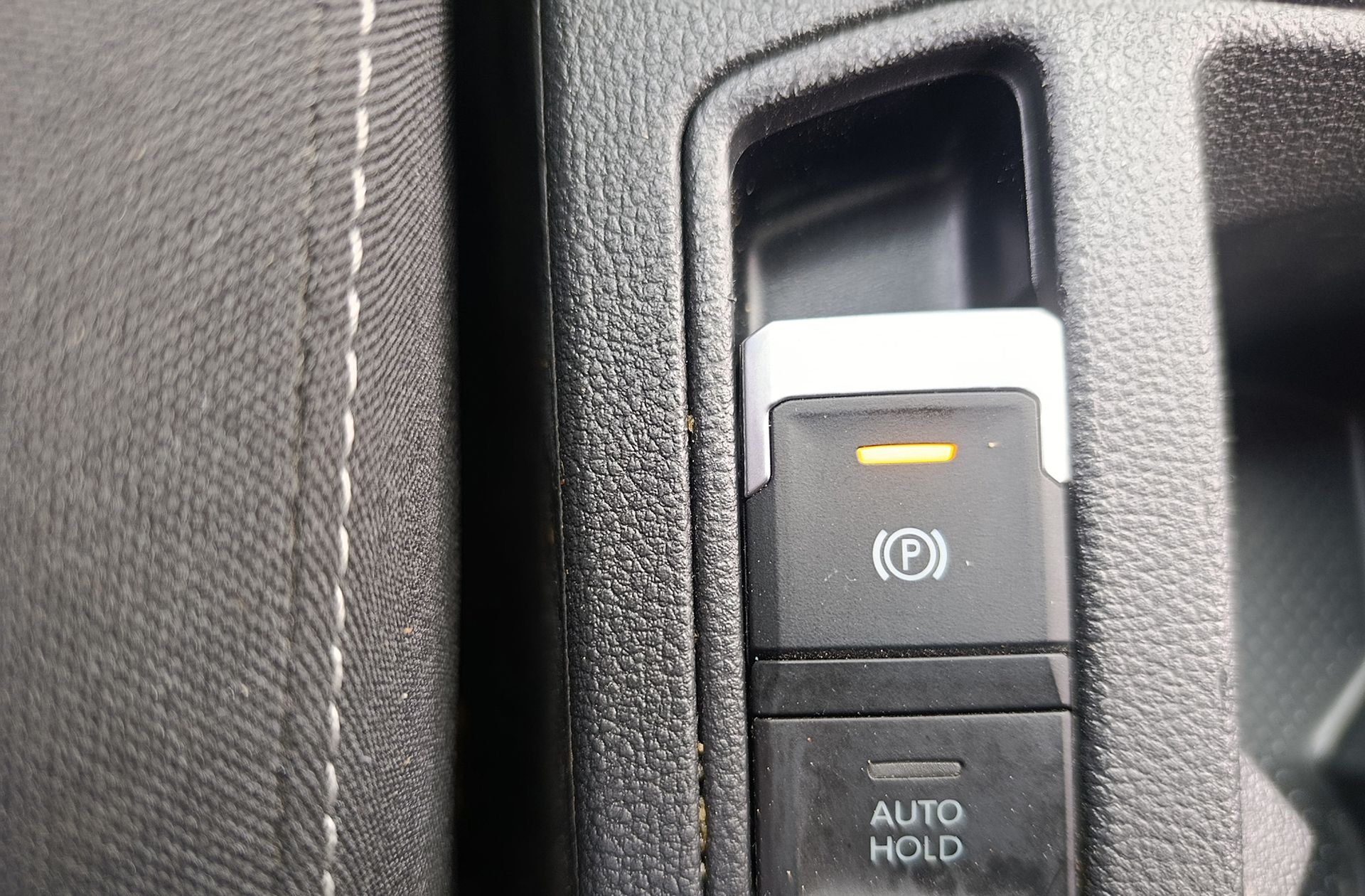 Volkswagen T-Roc Life 1.0 TSI - foto 30