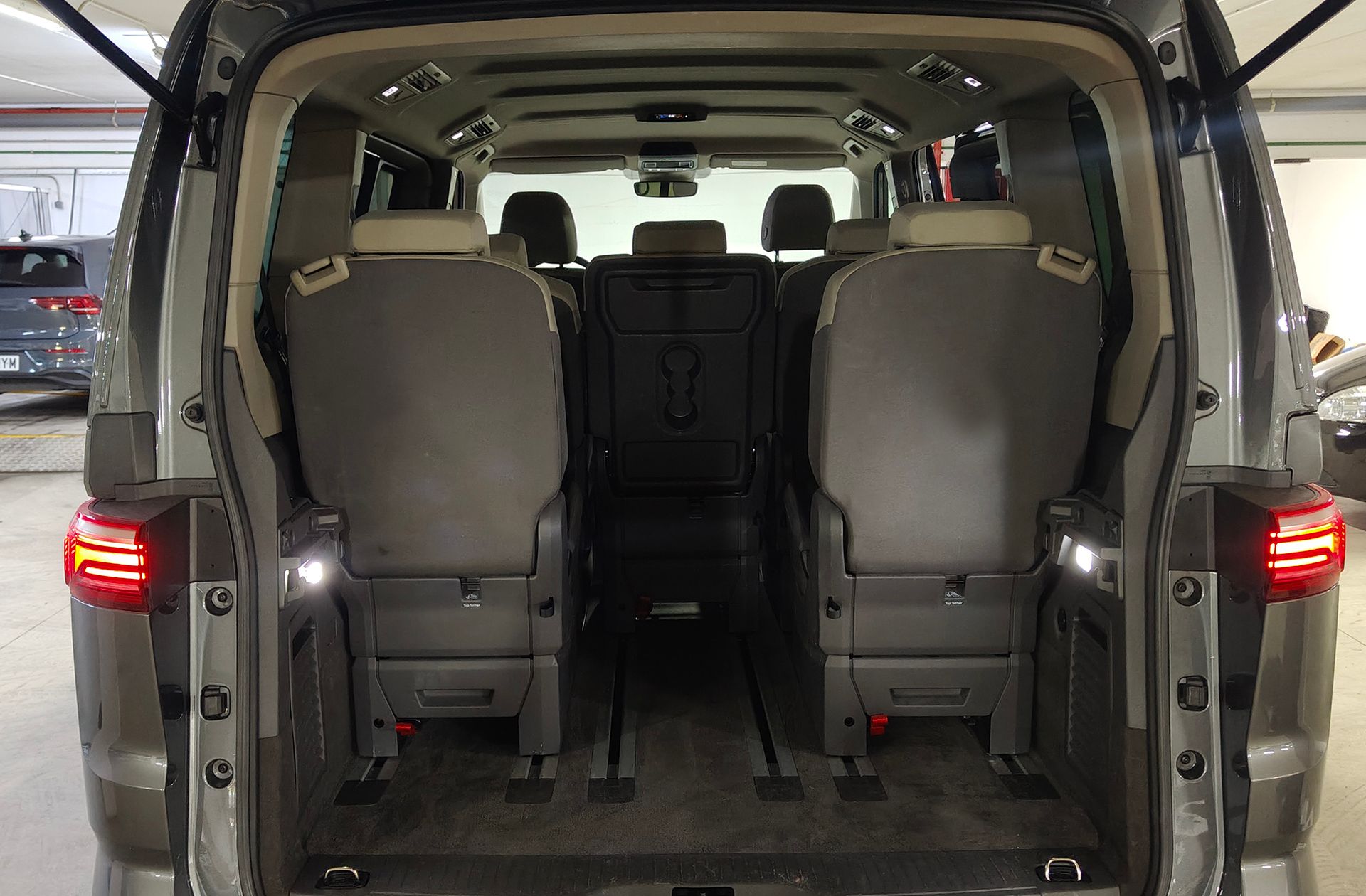 Volkswagen Multivan 1.4 TSI PHEV Batalla Corta DSG 7 plazas - foto 20