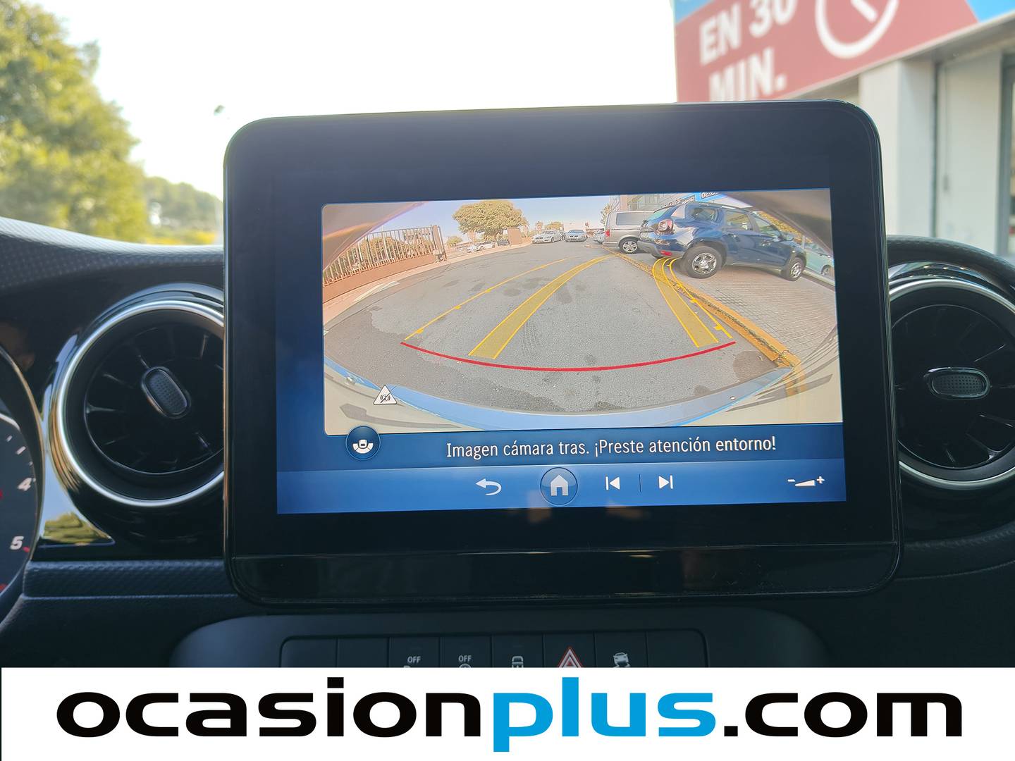 Equipamiento del Mercedes Citan Mercedes Citan Combi 110 CDI Tourer Base (95 CV)