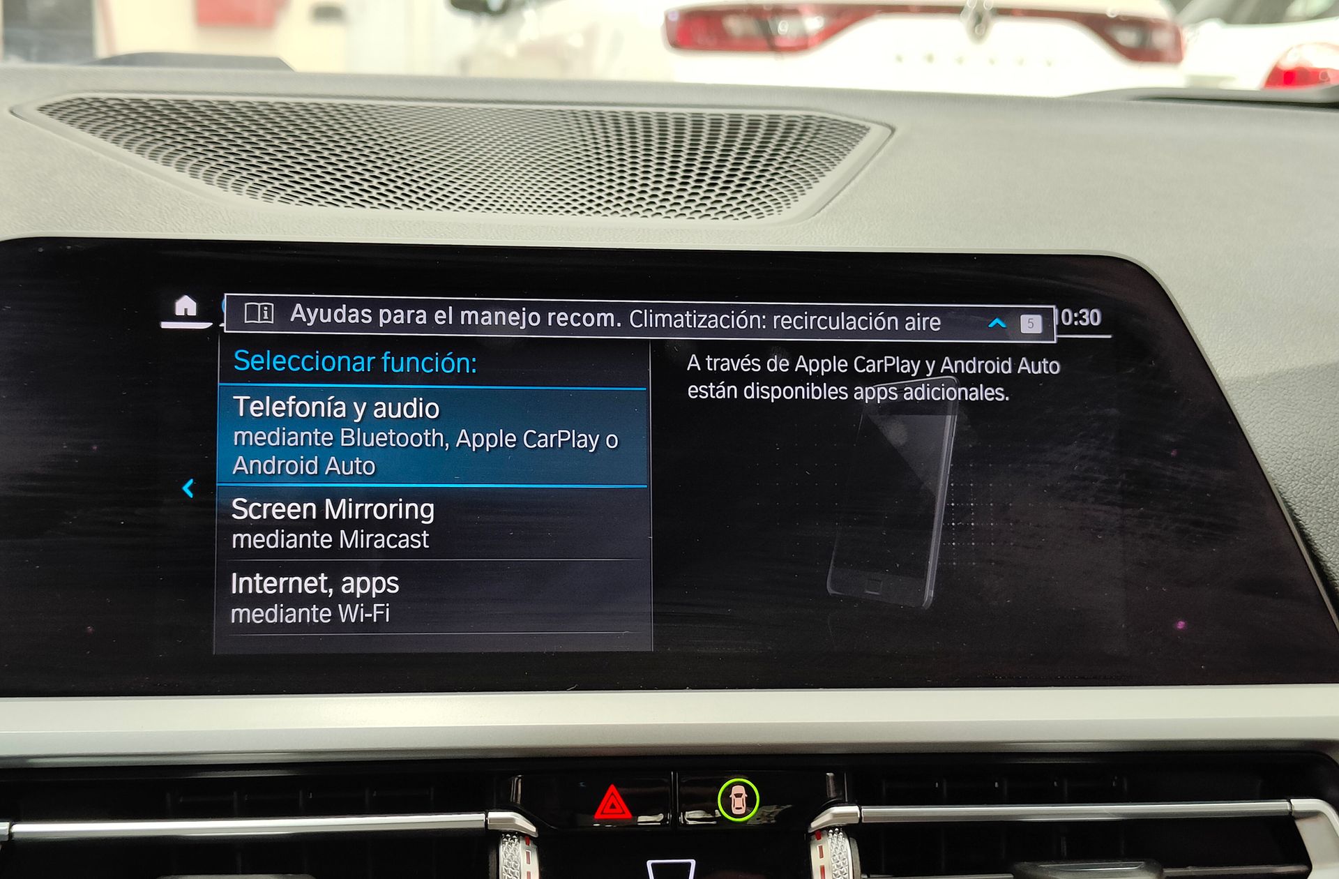 BMW Serie 3 330e - foto 8