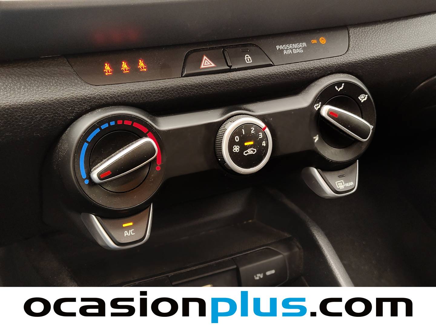 Equipamiento del KIA Stonic KIA Stonic 1.2 DPi Concept Plus (84 CV)
