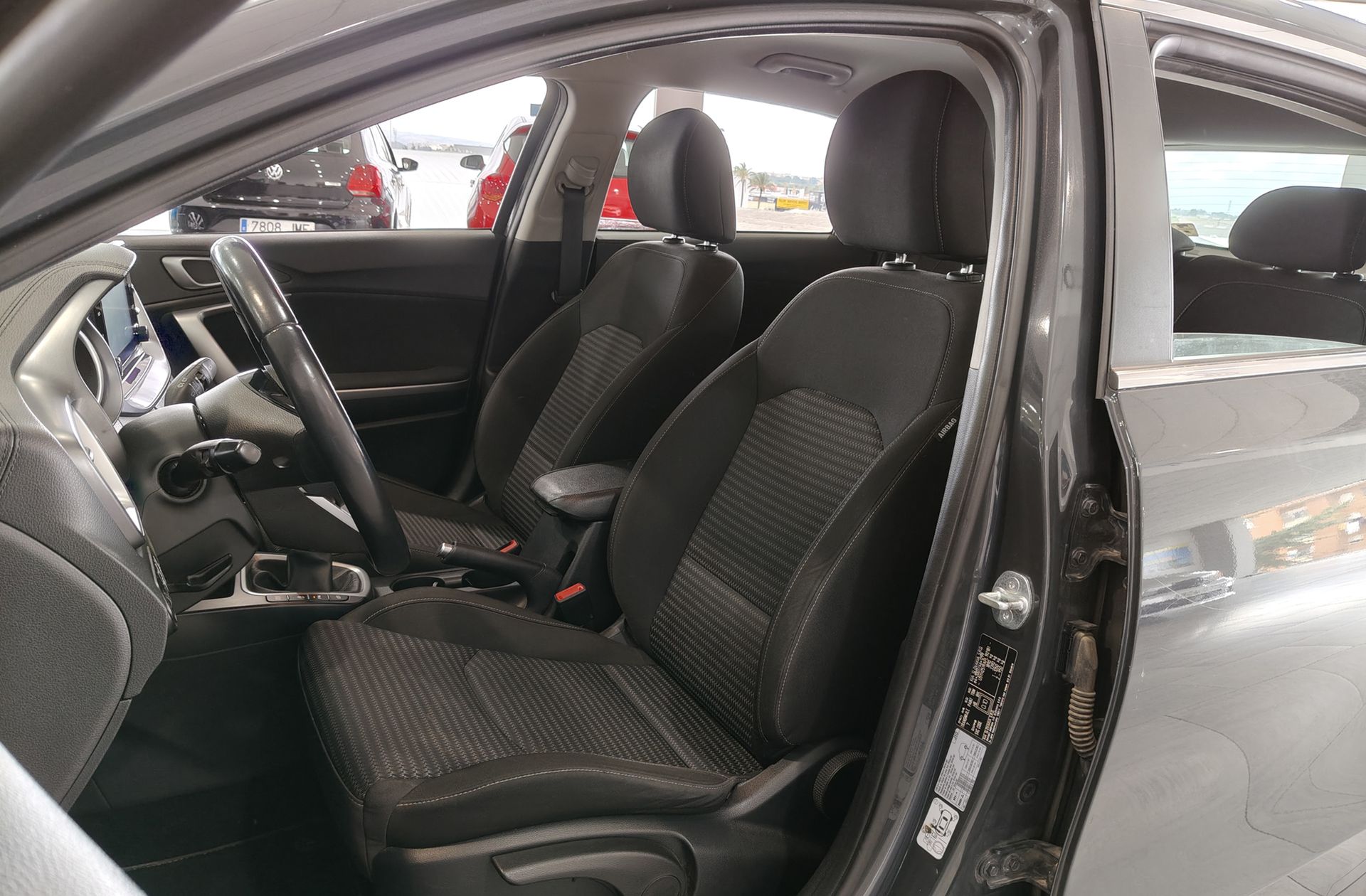 Kia Ceed 1.6 MHEV iMT Drive - foto 10
