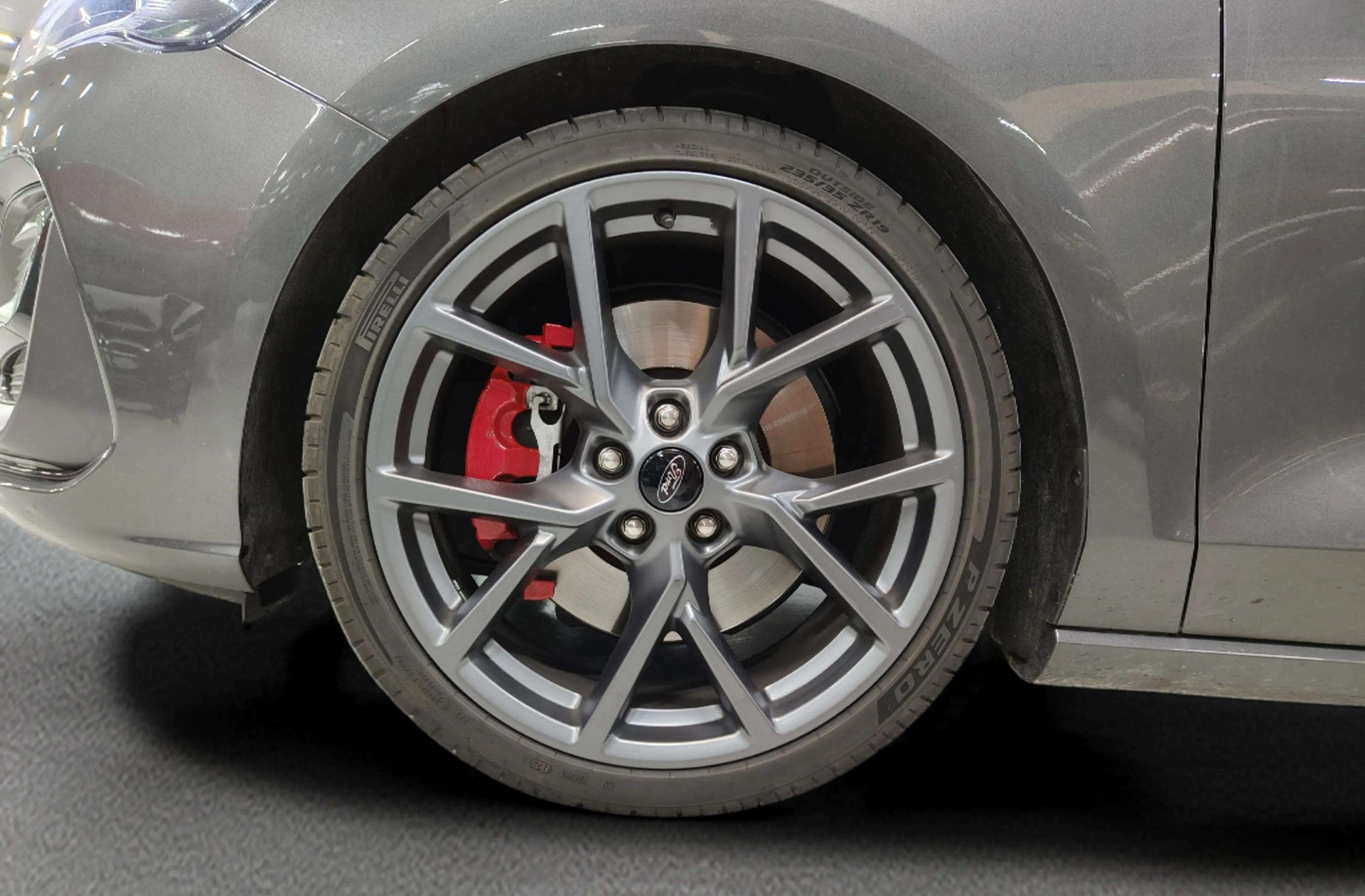 Ford Focus 2.3 EcoBoost ST - foto 34